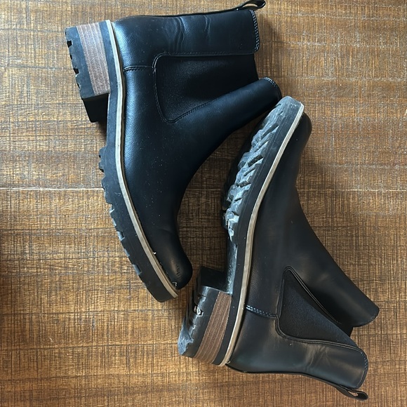 WOMEN'S KENSIE KHAI CHELSEA BOOTS - Picture 4 of 4